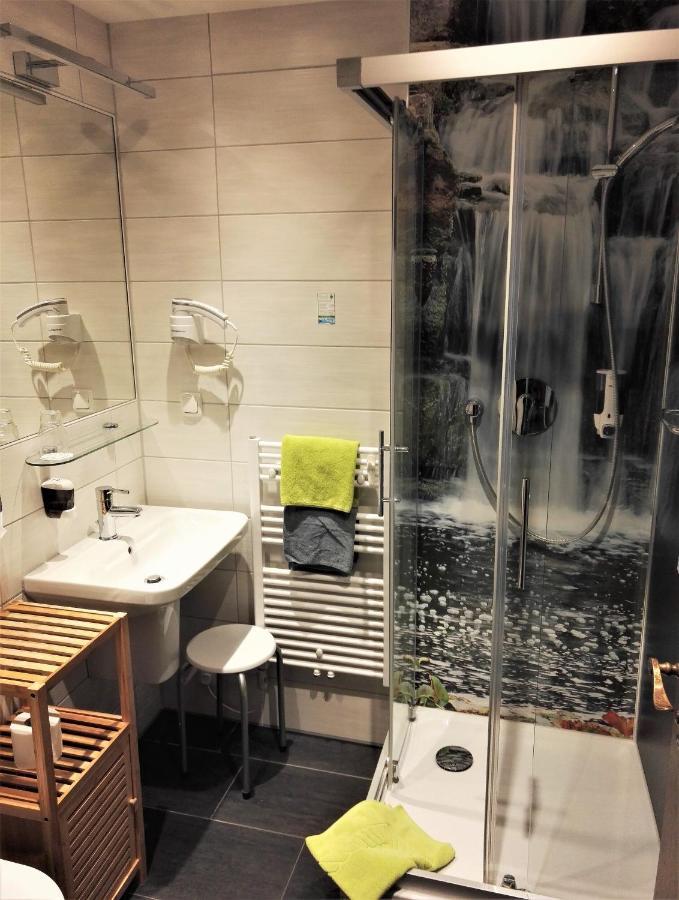 Hotel Weisse Taube Döbeln Eksteriør billede