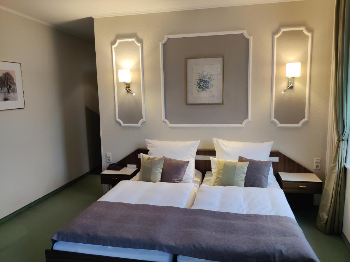 Hotel Weisse Taube Döbeln Eksteriør billede